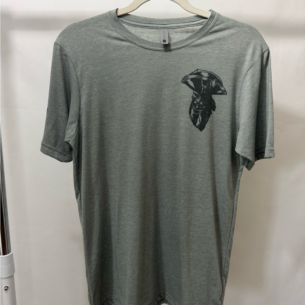 Next Level Apparel Siempre Libre Graphic T-Shirt Gray Patriotic Print Size M